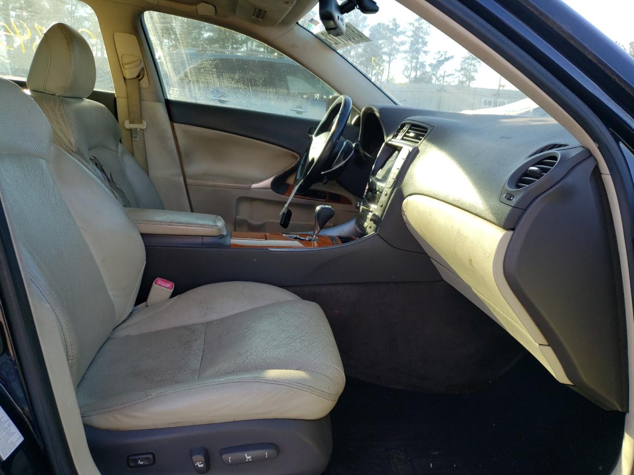 Photo 5 from auction – 2009 LEXUS IS 250 with VIN JTHBK262495088976