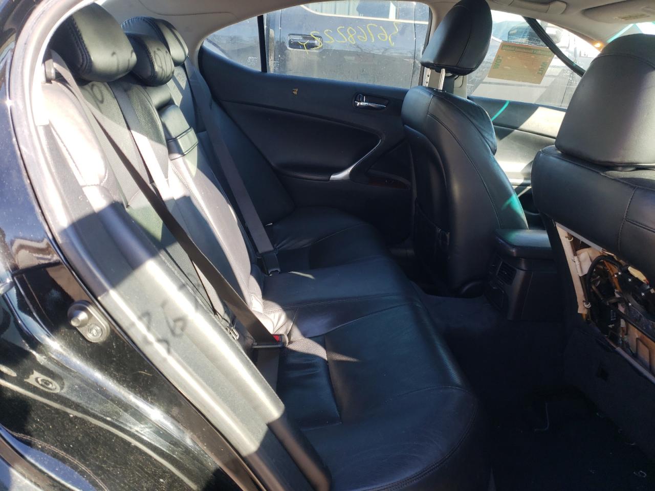 Photo 6 from auction – 2007 LEXUS IS 250 with VIN JTHCK262172013509