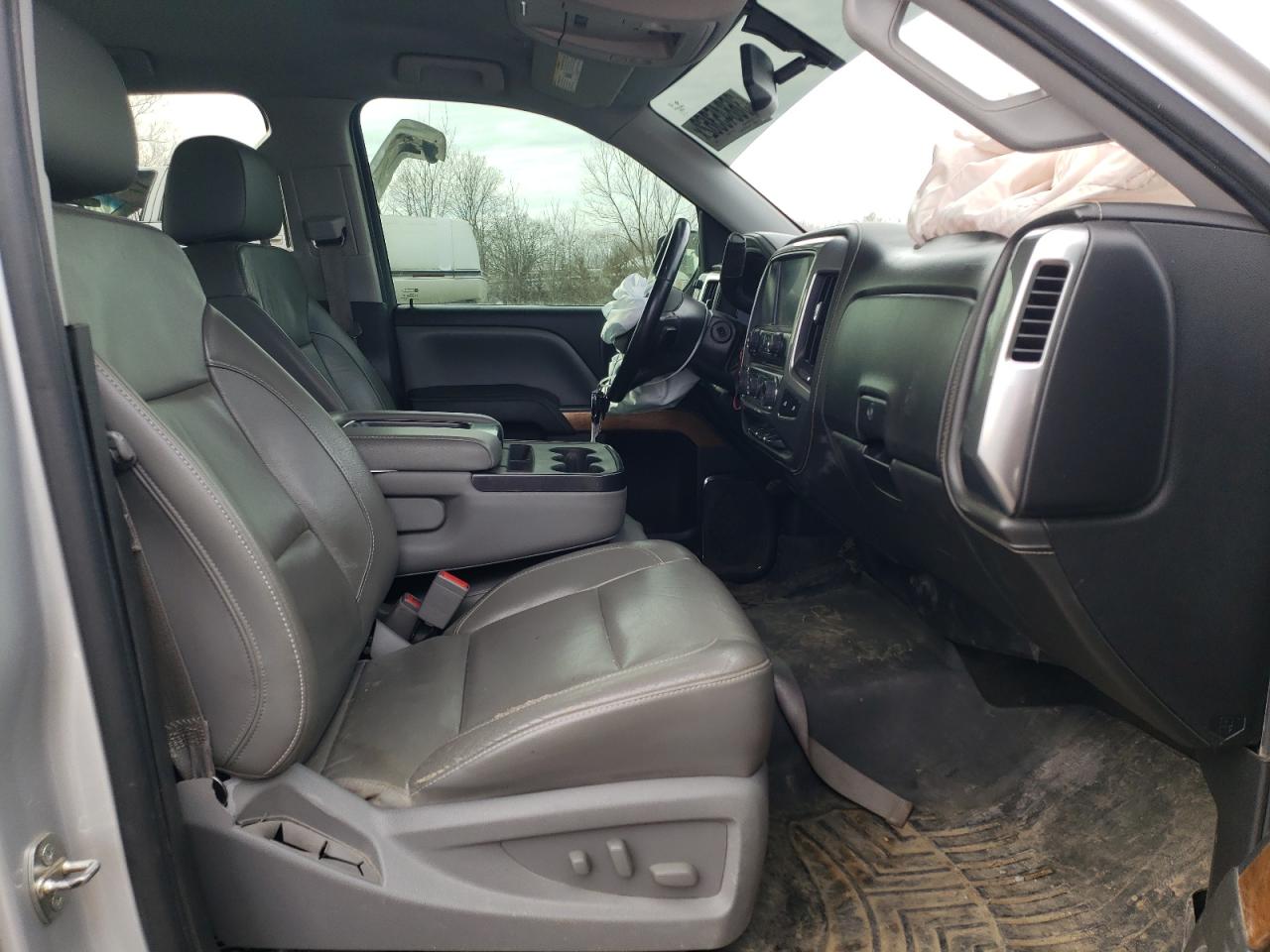 Photo 5 from auction – 2016 CHEVROLET 1500 with VIN 3GCUKSEC8GG292156