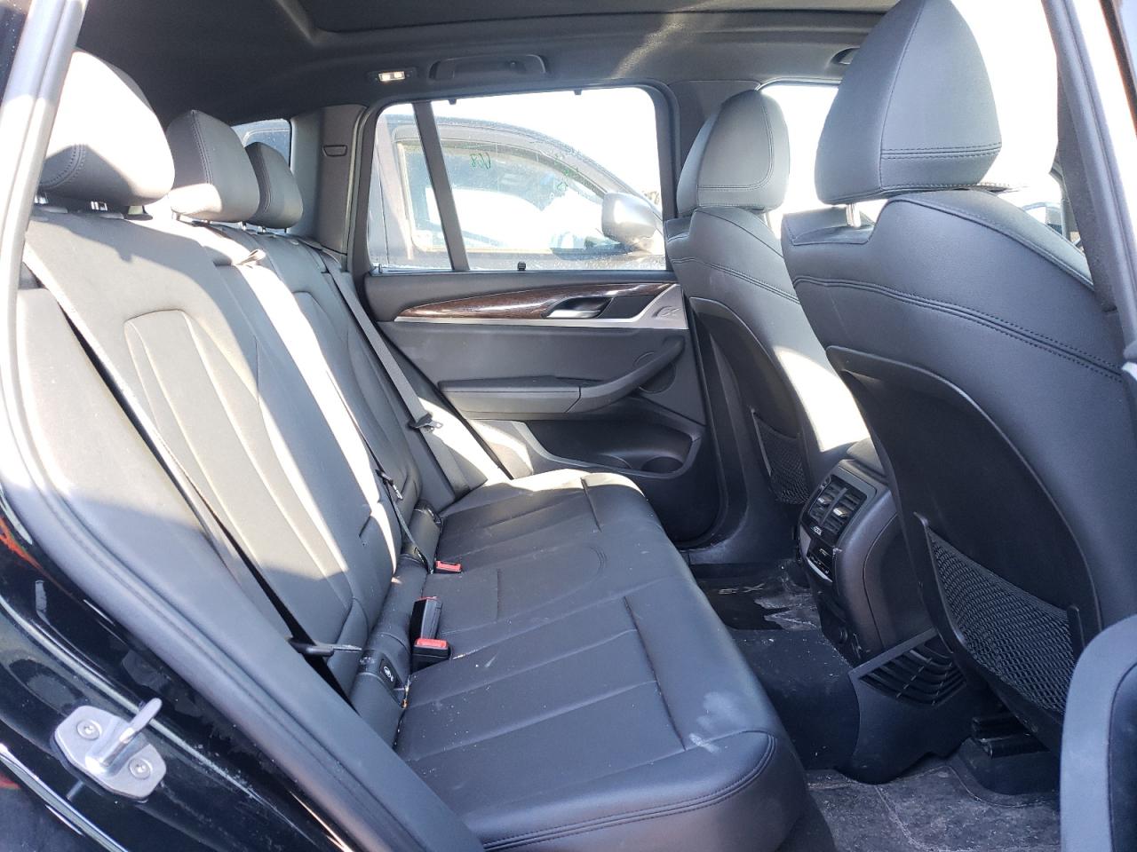 Photo 6 from auction – 2019 BMW X3 XDRIVE3 with VIN 5UXTR9C5XKLR05957