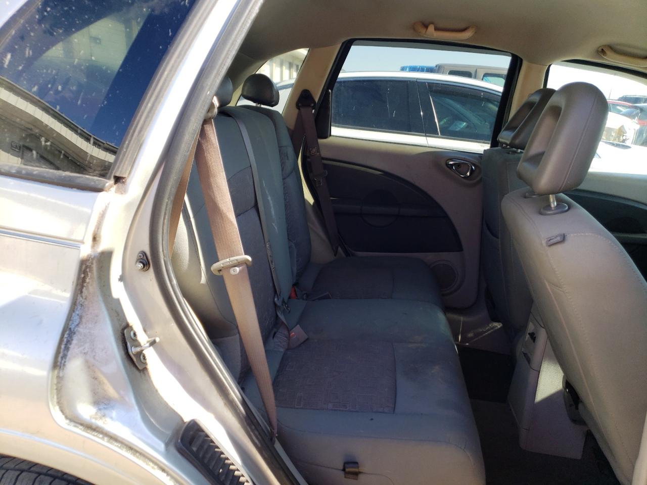 Photo 6 from auction – 2007 CHRYSLER PT CRUISER with VIN 3A4FY58B17T526537