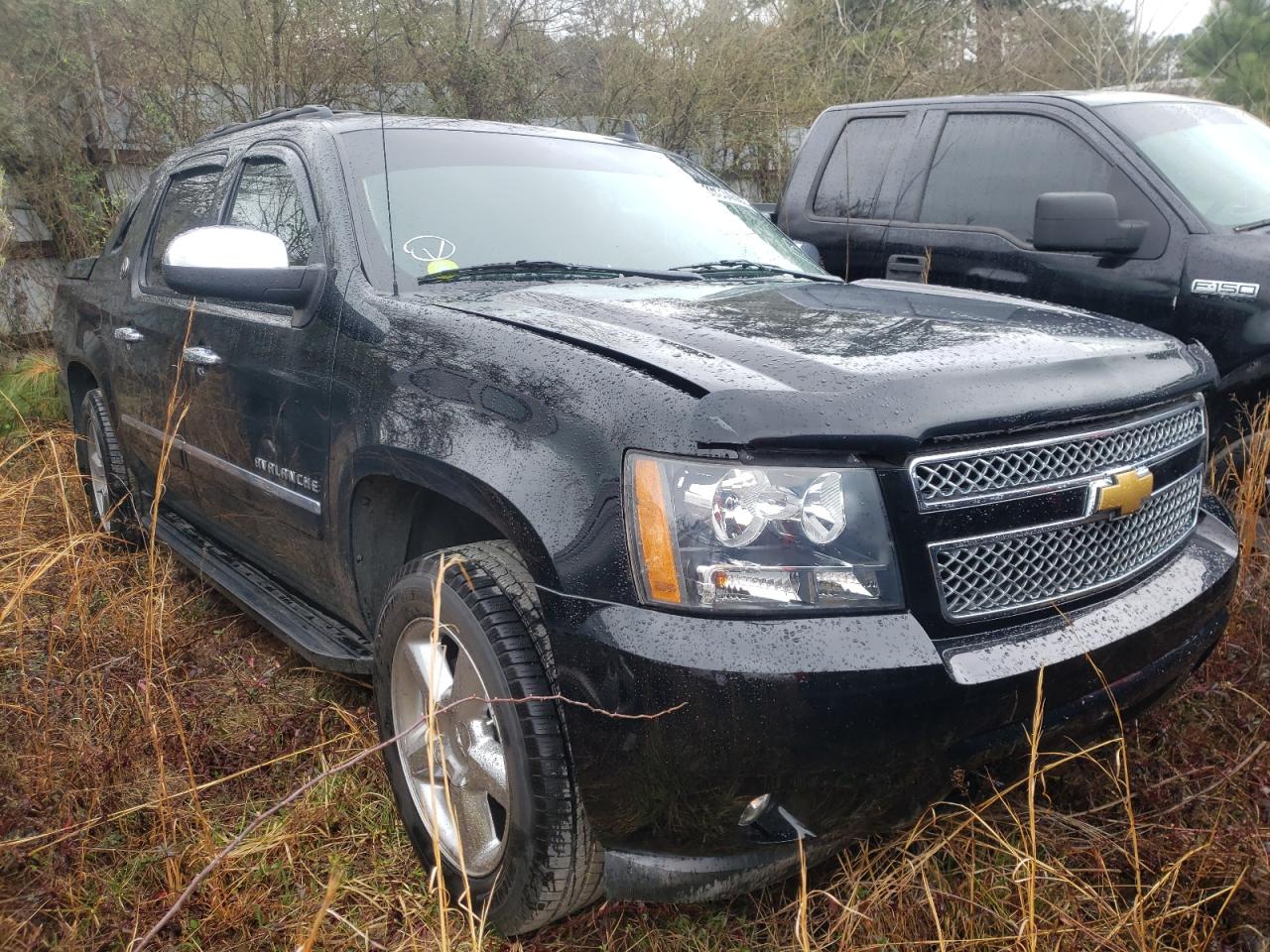 CHEVROLET AVALANCHE 2013 with VIN 3GNMCGE05DG351876 - Photo from auction