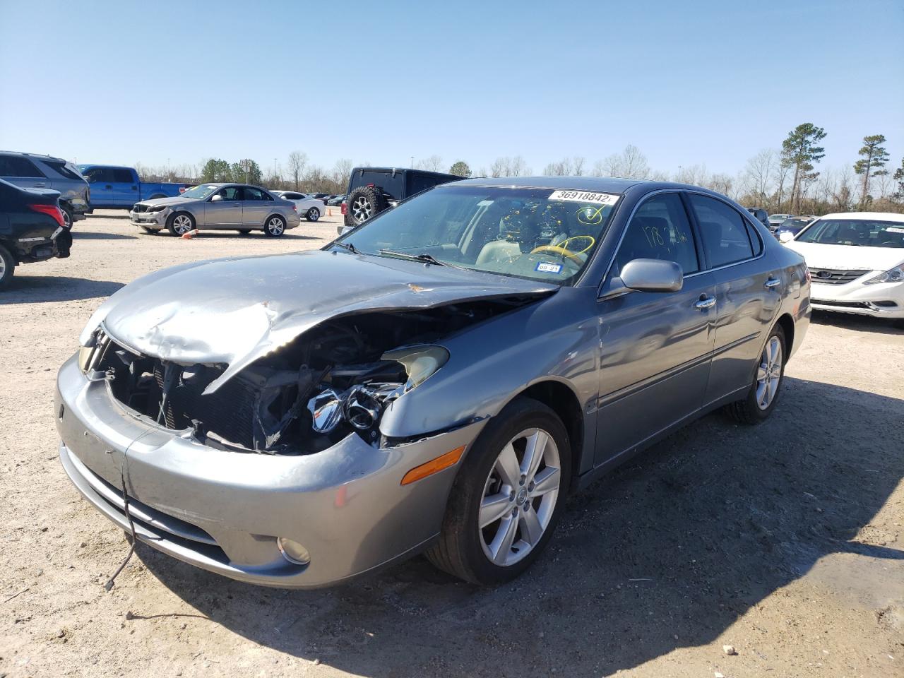 Photo 2 from auction – 2005 LEXUS ES 330 with VIN JTHBA30G455137844
