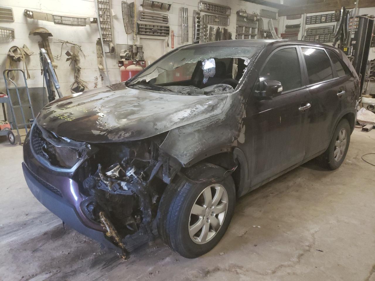 Photo 2 from auction – 2011 KIA SORENTO BA with VIN 5XYKT3A16BG098554
