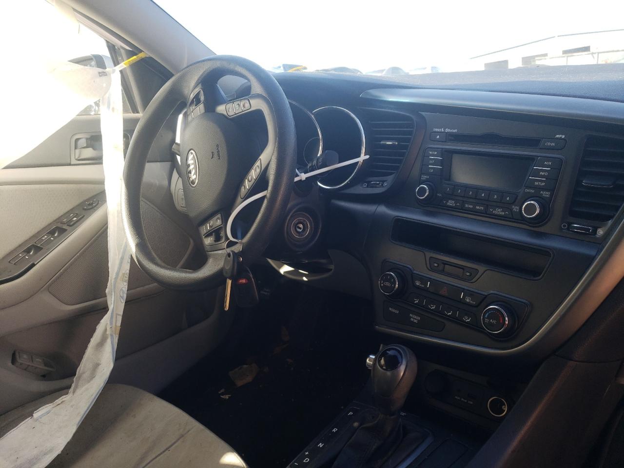 Photo 9 from auction – 2013 KIA OPTIMA LX with VIN KNAGM4A70D5411989