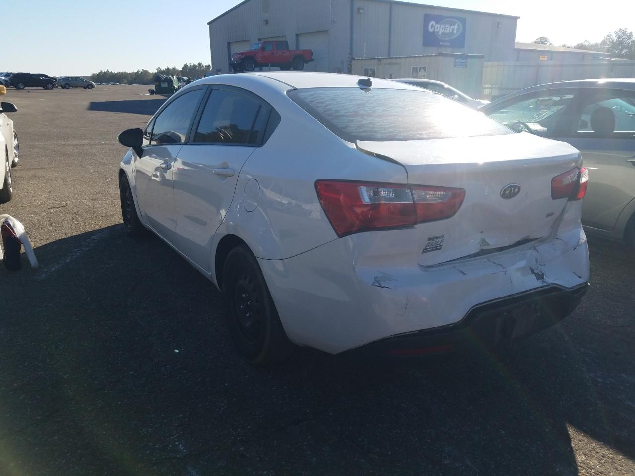 Photo 3 from auction – 2015 KIA RIO LX with VIN KNADM4A37F6467165