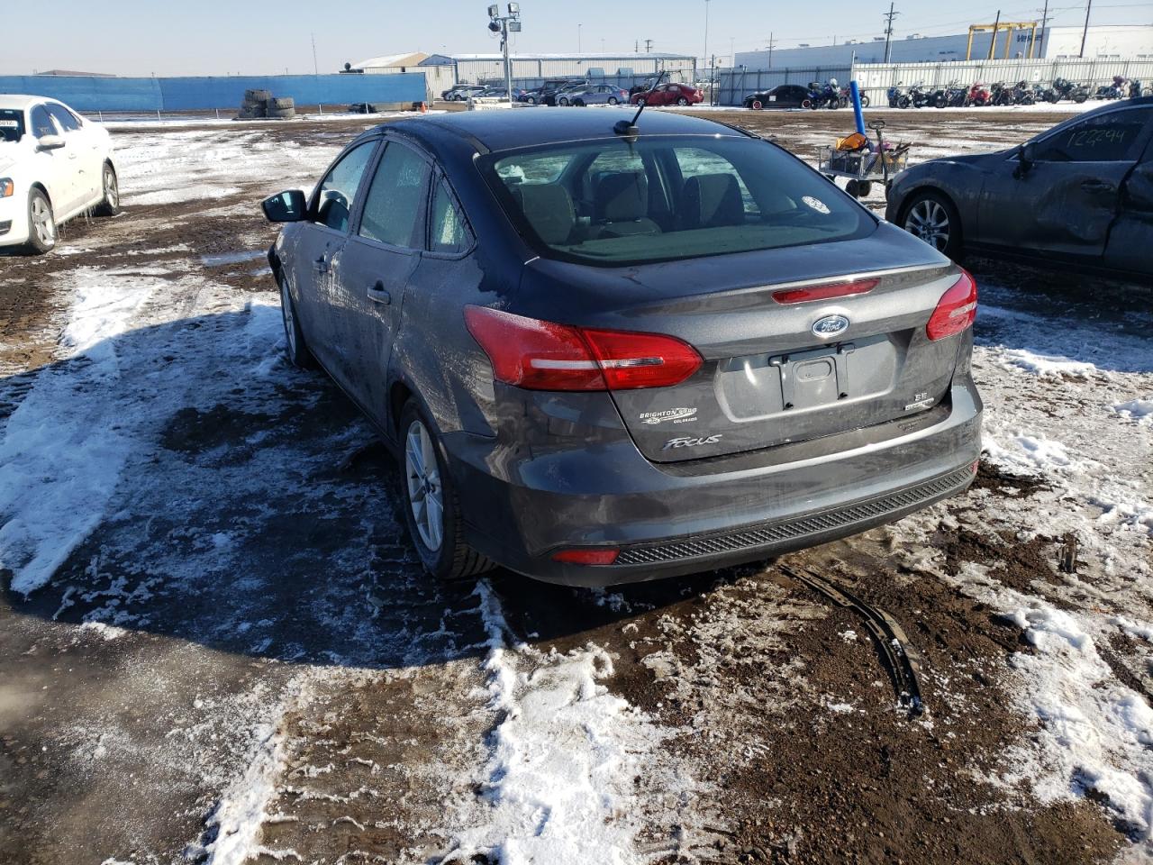 Photo 3 from auction – 2015 FORD FOCUS SE with VIN 1FADP3F24FL210749