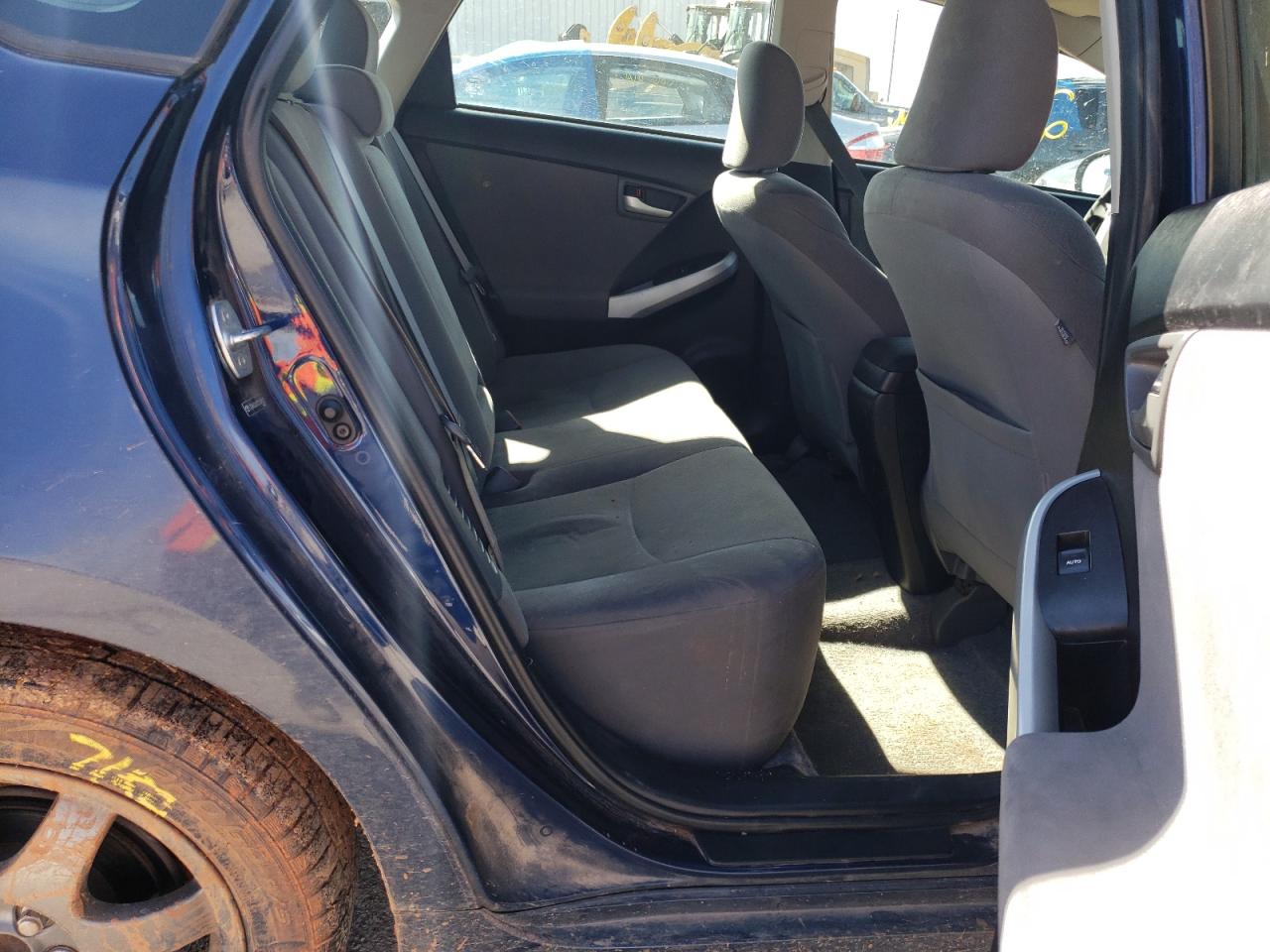Photo 6 from auction – 2012 TOYOTA PRIUS with VIN JTDKN3DU0C1534512