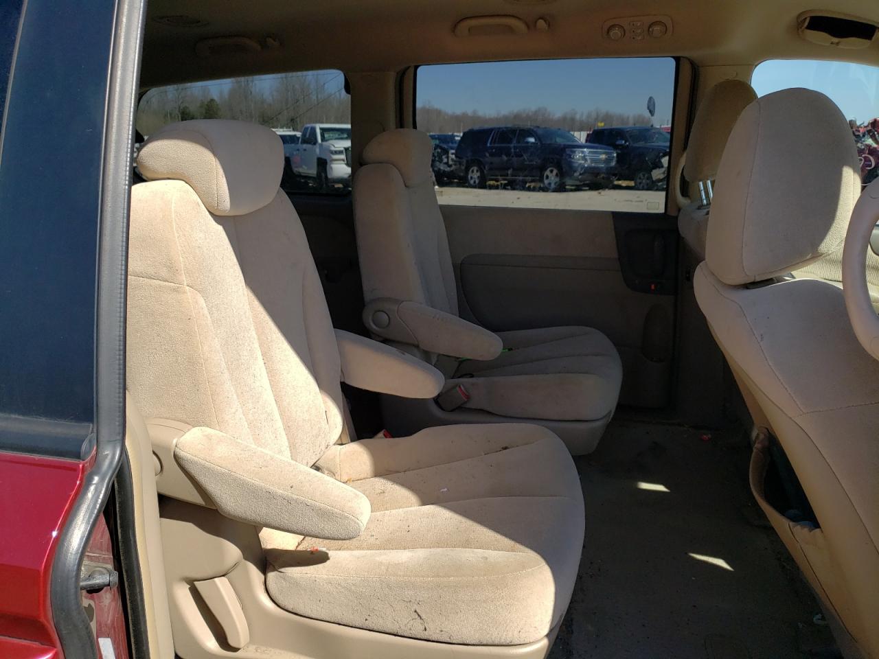 Photo 6 from auction – 2007 KIA SEDONA EX with VIN KNDMB233176164104