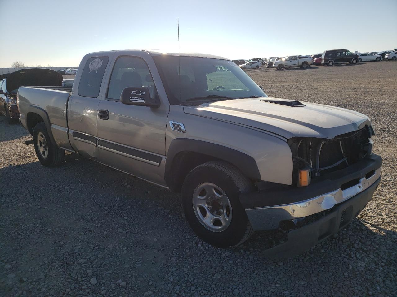 CHEVROLET SILVERADO 2003 with VIN 2GCEC19V731266223 - Photo from auction