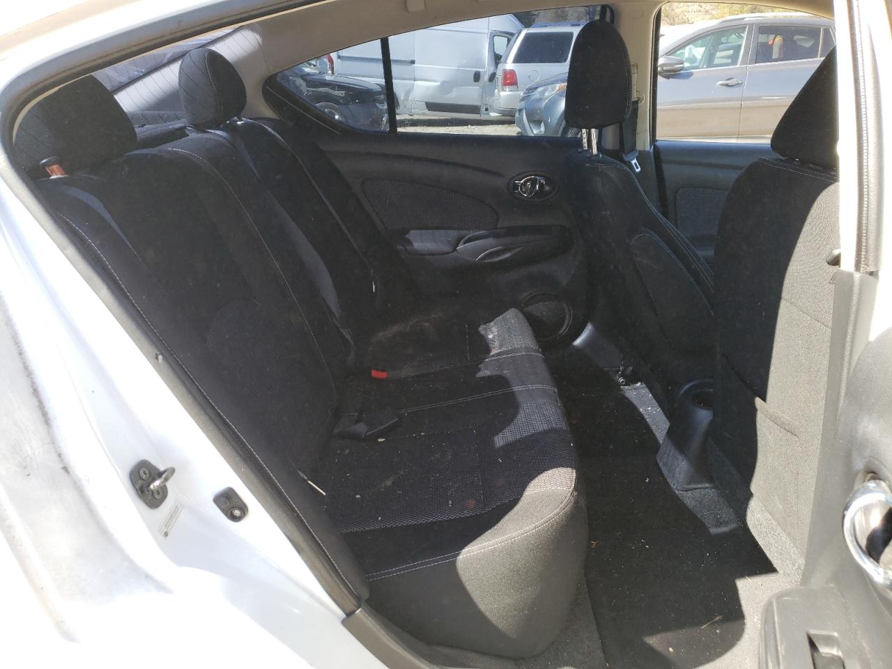 Photo 6 from auction – 2015 NISSAN VERSA S with VIN 3N1CN7AP9FL862201