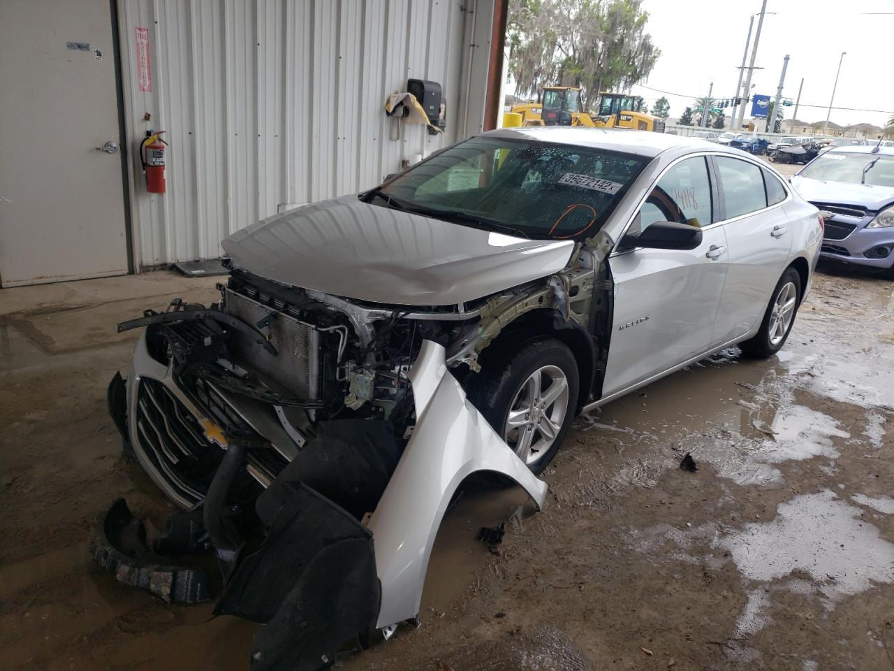 Photo 2 from auction – 2019 CHEVROLET MALIBU LS with VIN 1G1ZB5ST5KF204971