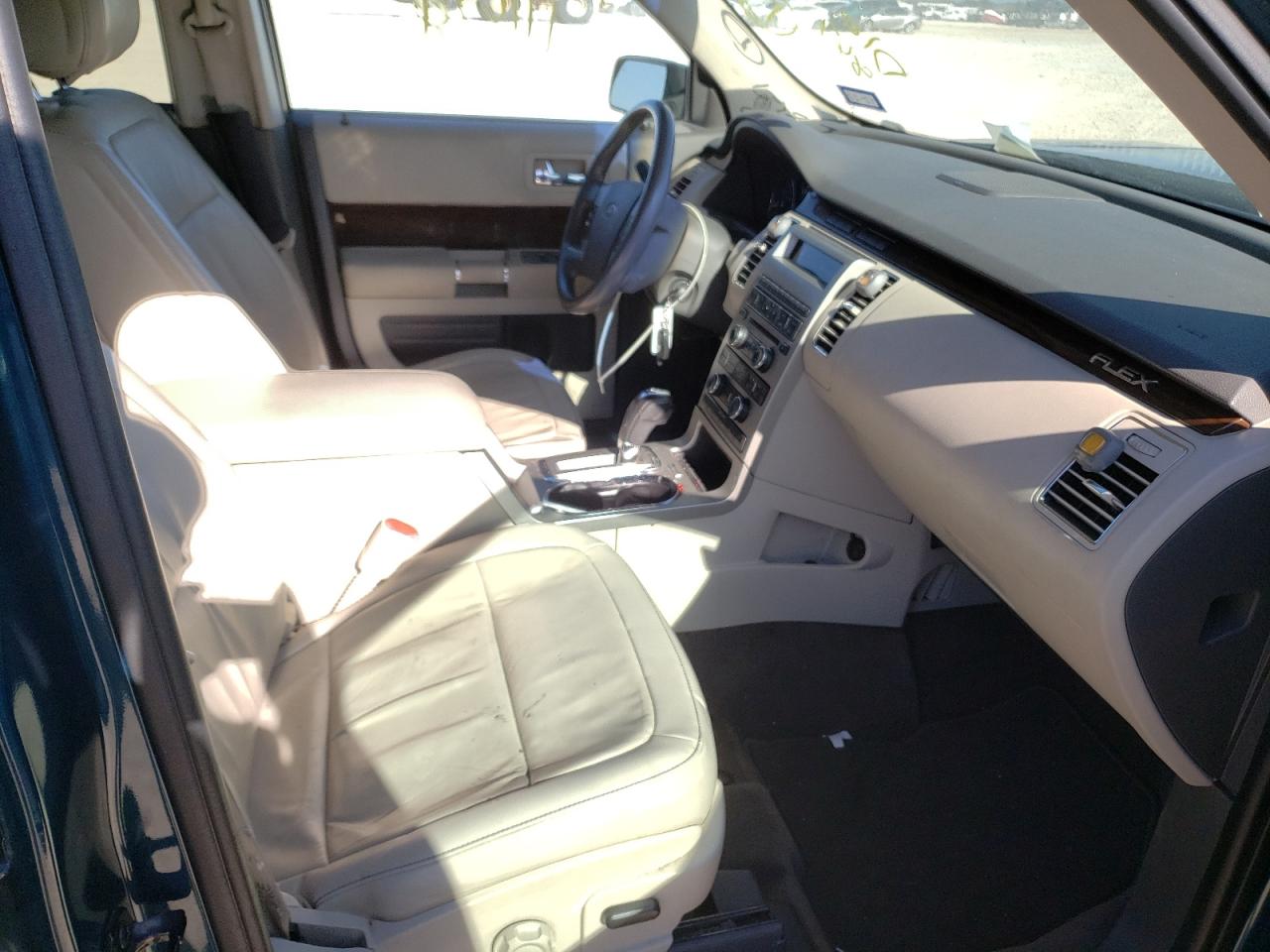 Photo 5 from auction – 2011 FORD FLEX SEL with VIN 2FMGK5CC0BBD10867