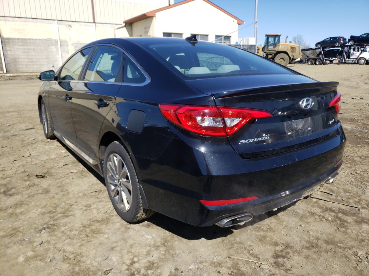 Photo 3 from auction – 2017 HYUNDAI SONATA SPO with VIN 5NPE34AF5HH463791