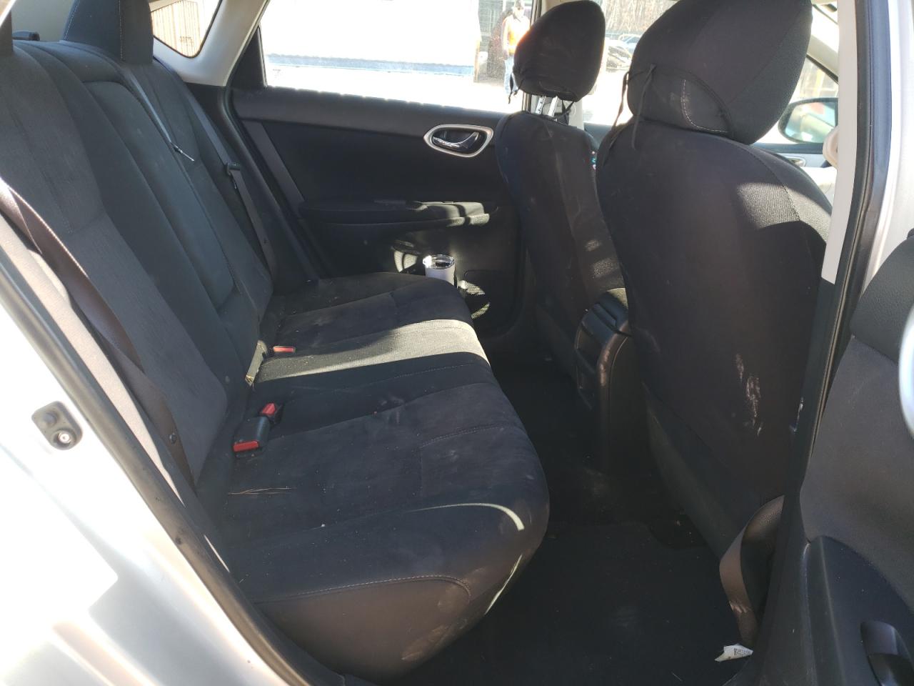 Photo 6 from auction – 2015 NISSAN SENTRA S with VIN 3N1AB7AP3FY290982