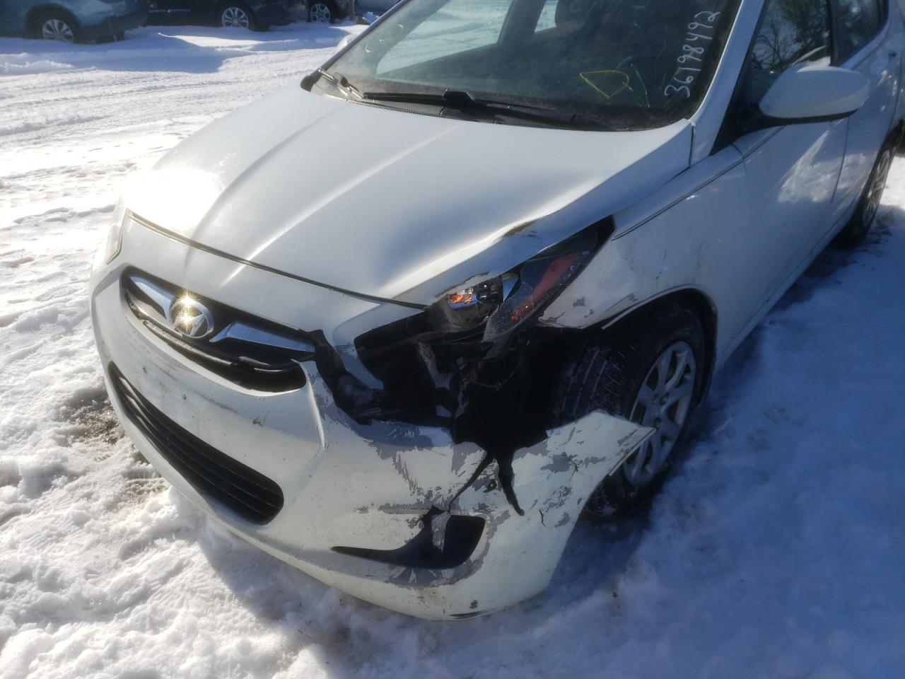 Photo 9 from auction – 2013 HYUNDAI ACCENT GLS with VIN KMHCT5AE1DU092855
