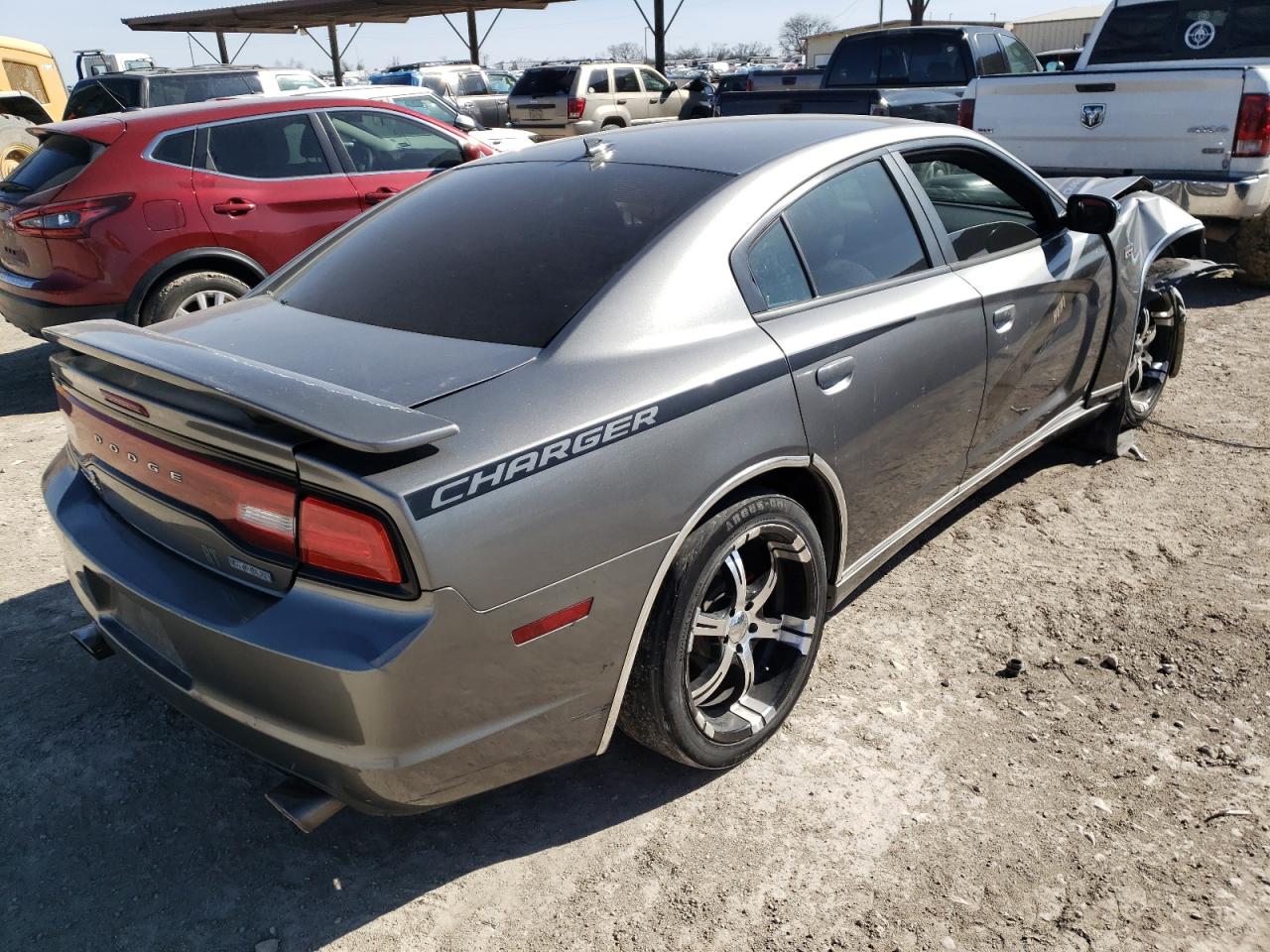 Photo 4 from auction – 2011 DODGE CHARGER with VIN 2B3CL3CG1BH556039