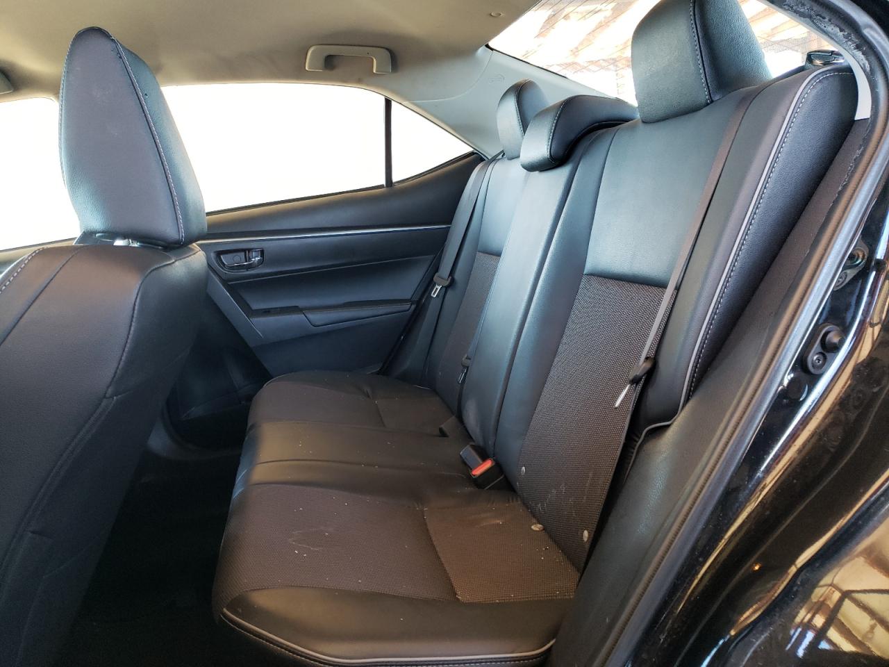 Zdjęcie 6 z aukcji – 2014 TOYOTA COROLLA L z VIN 5YFBURHE3EP129042