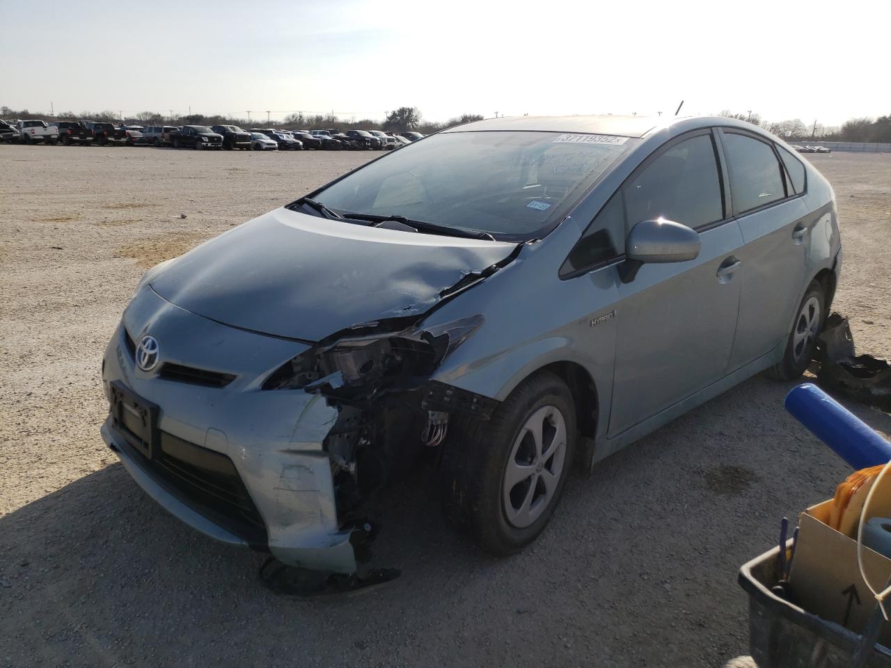 Photo 2 from auction – 2013 TOYOTA PRIUS with VIN JTDKN3DU1D1638606