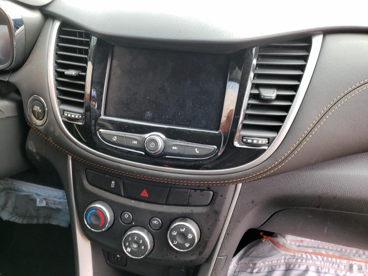 Photo 9 from auction – 2021 CHEVROLET TRAX 1LT with VIN KL7CJPSM2MB366021