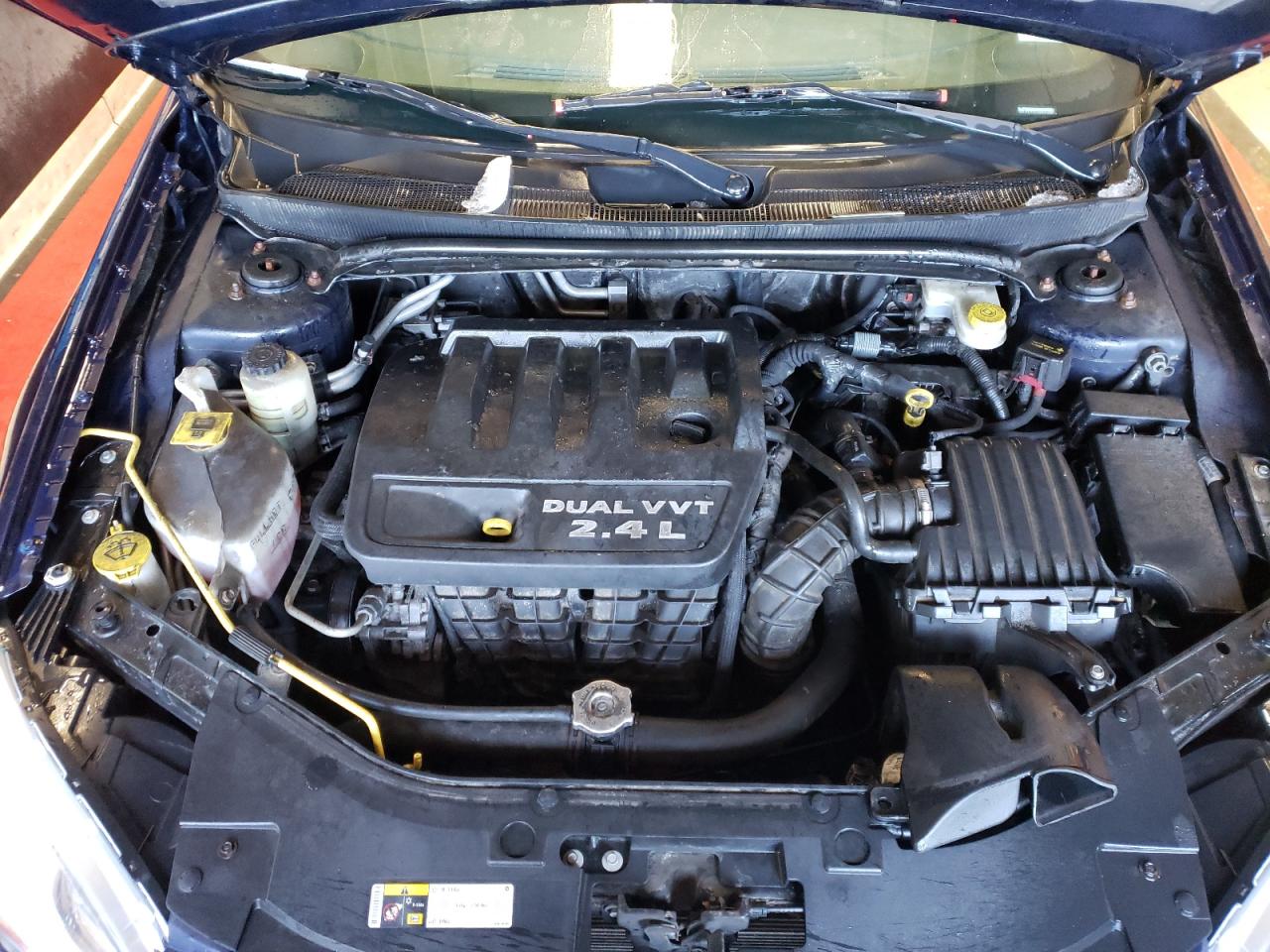 Photo 7 from auction – 2014 CHRYSLER 200 LX with VIN 1C3CCBAB4EN211507