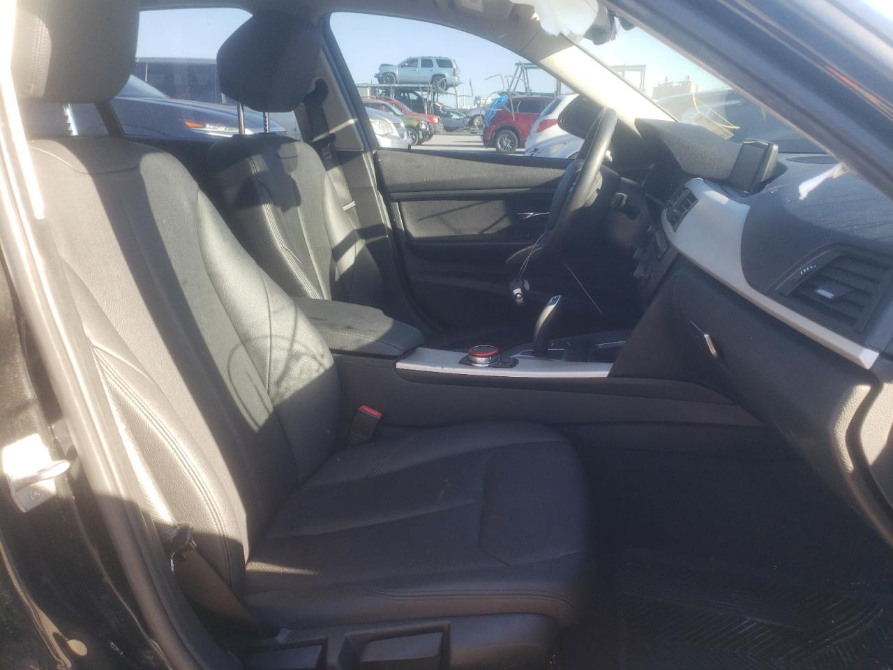 Photo 5 from auction – 2015 BMW 320 I with VIN WBA3B1C52FP831792