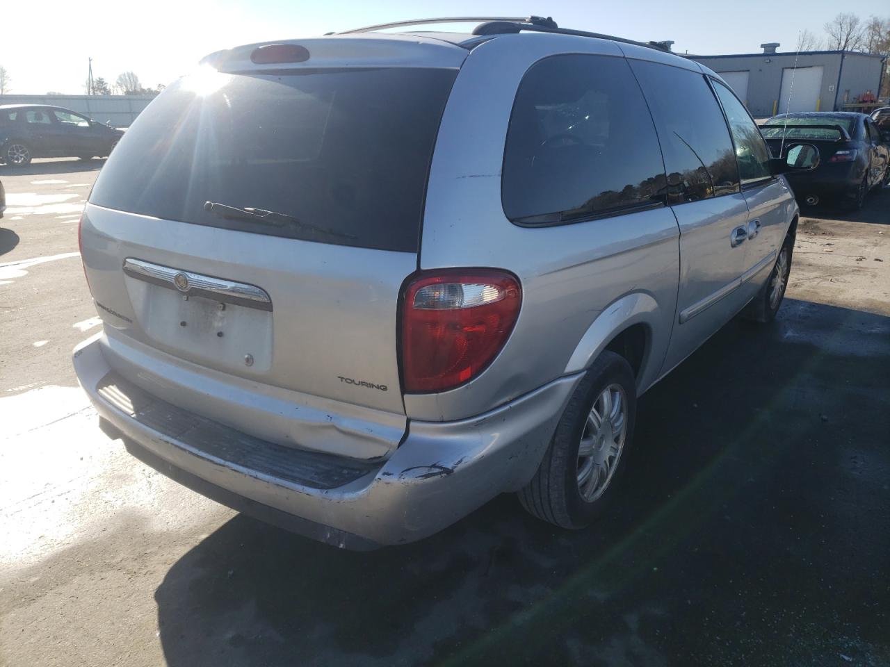 Photo 4 from auction – 2007 CHRYSLER TOWN & COU with VIN 2A4GP54L37R156846