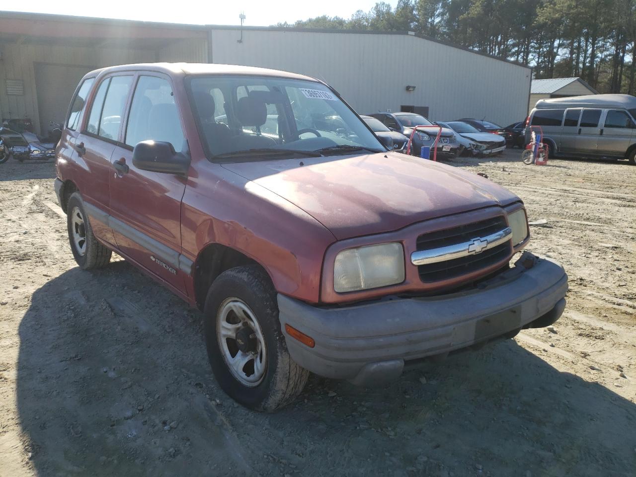 CHEVROLET TRACKER 2000 with VIN 2CNBE13C1Y6933913 - Photo from auction
