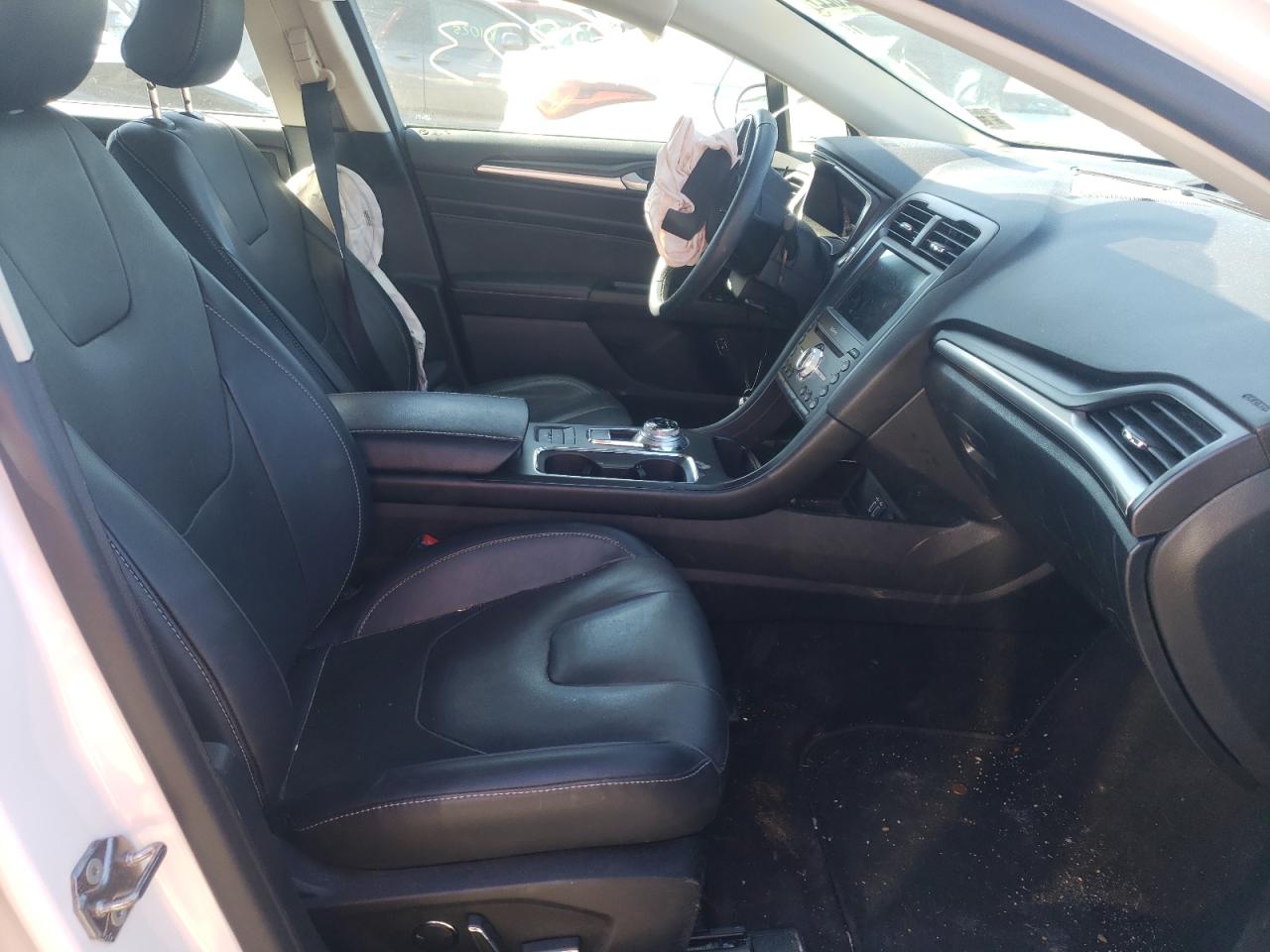Photo 5 from auction – 2019 FORD FUSION TIT with VIN 3FA6P0SU5KR228011