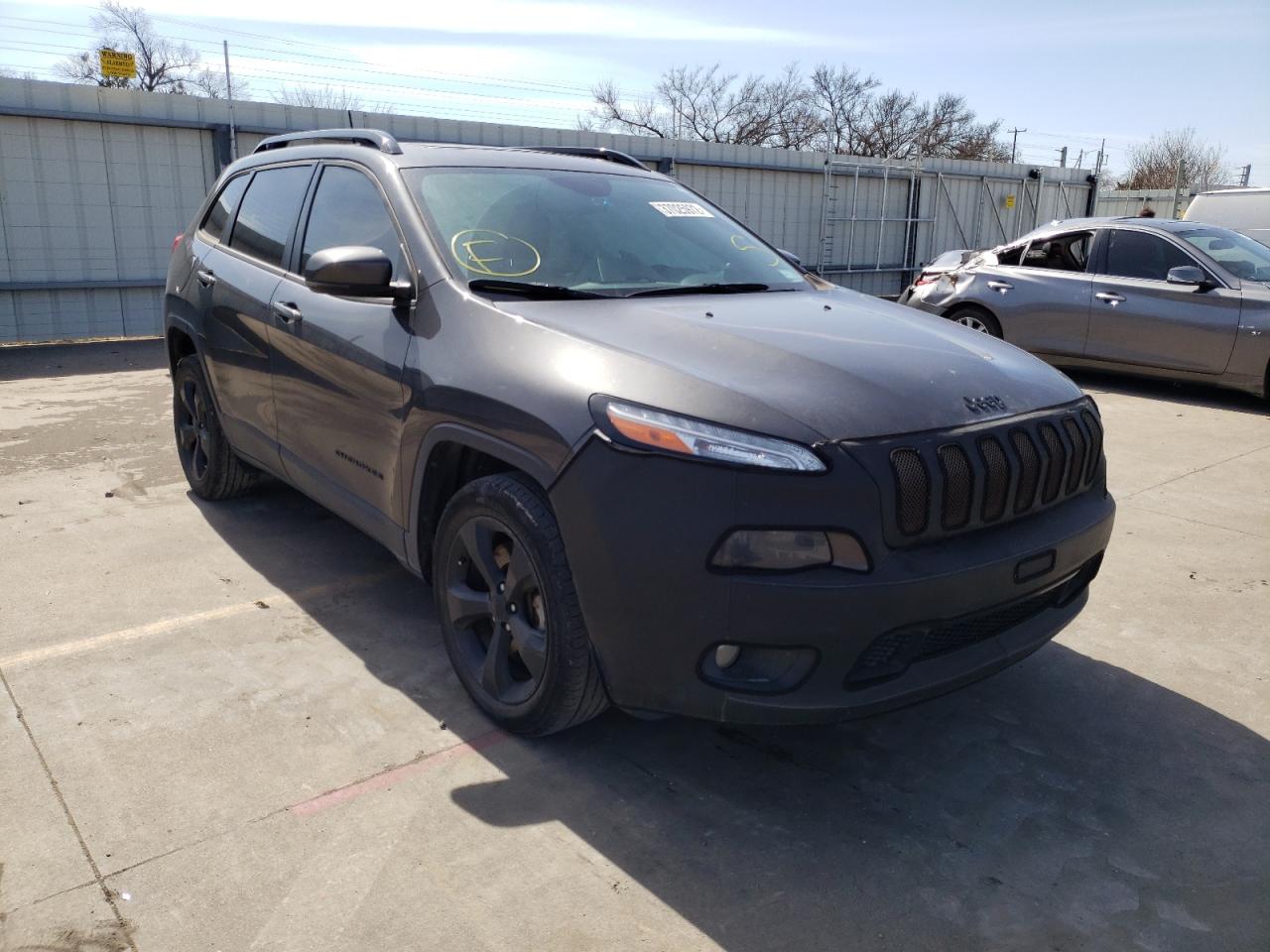 JEEP CHEROKEE L 2017 with VIN 1C4PJLDB8HW642984 - Photo from auction