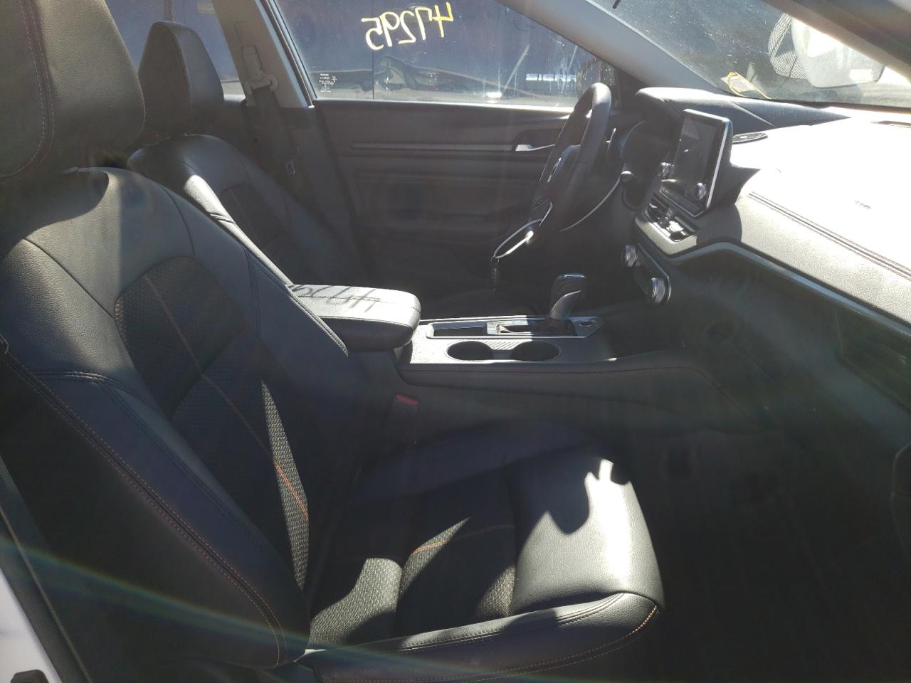 Photo 5 from auction – 2020 NISSAN ALTIMA SR with VIN 1N4BL4CV9LC170204