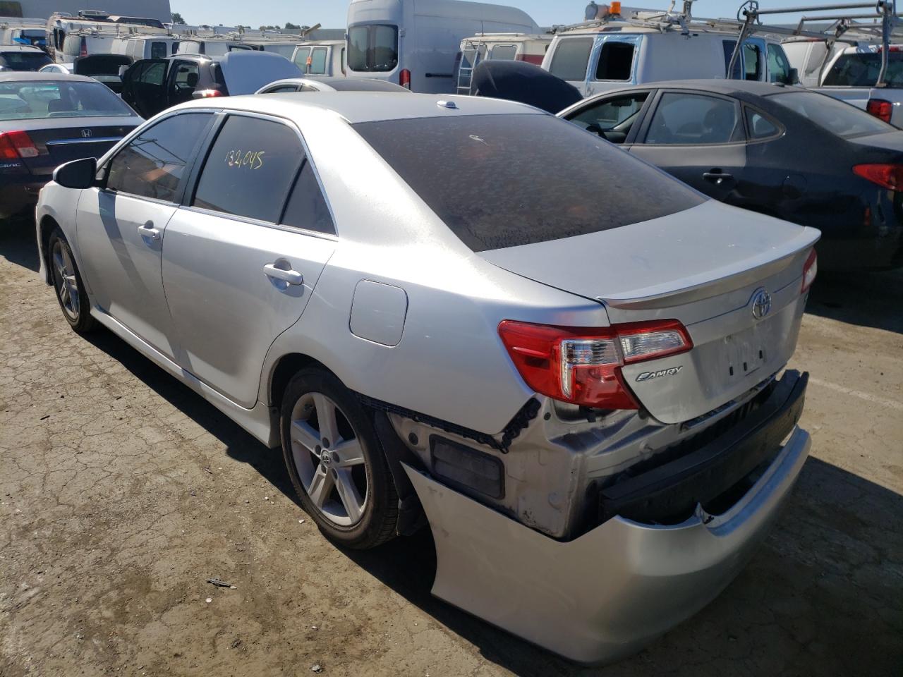 Photo 3 from auction – 2012 TOYOTA CAMRY BASE with VIN 4T1BF1FK7CU034886