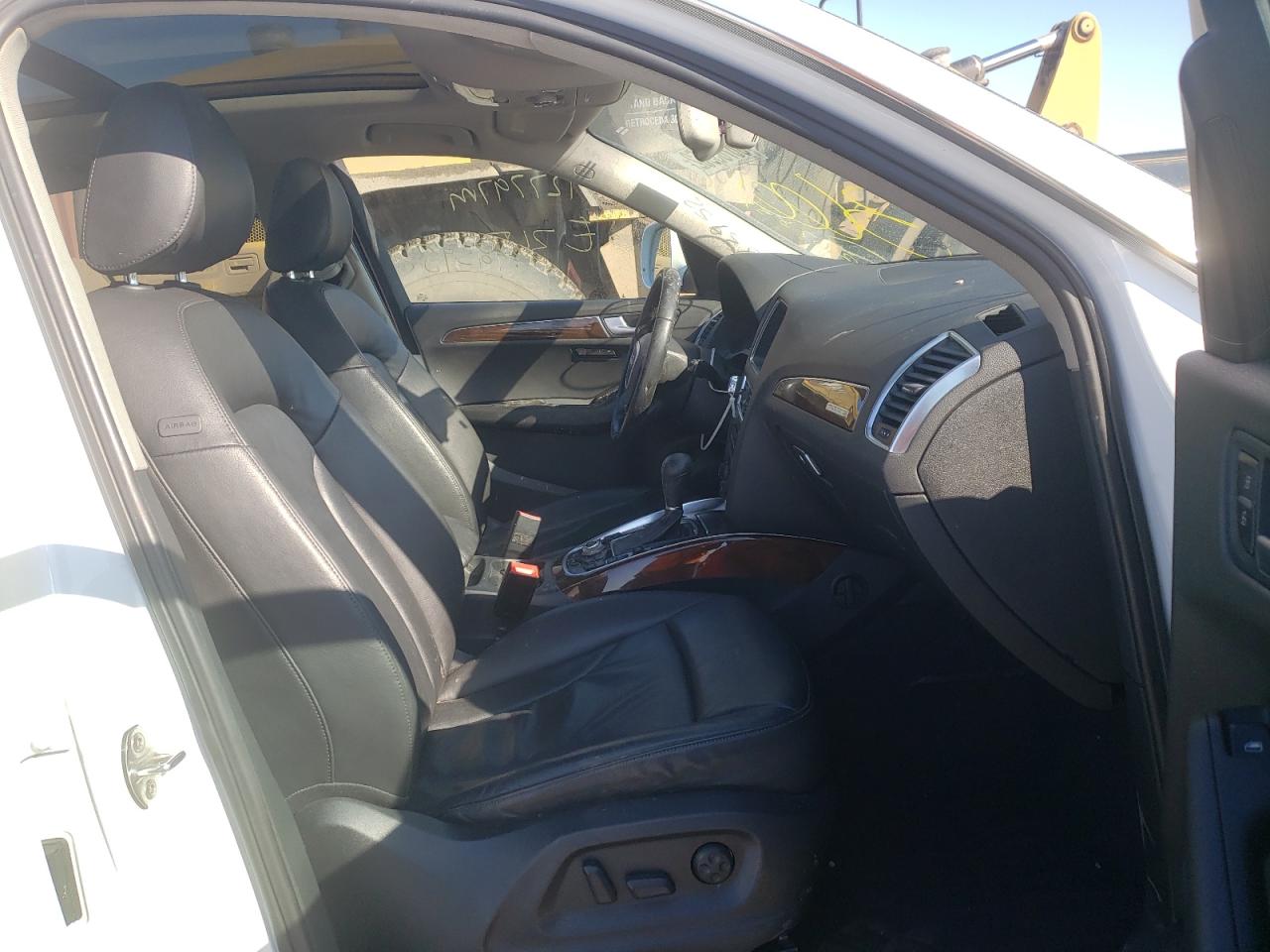 Photo 5 from auction – 2011 AUDI Q5 with VIN WA1LFAFP6BA098562