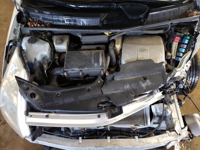 Photo 7 from auction – 2004 TOYOTA PRIUS with VIN JTDKB22U540061526