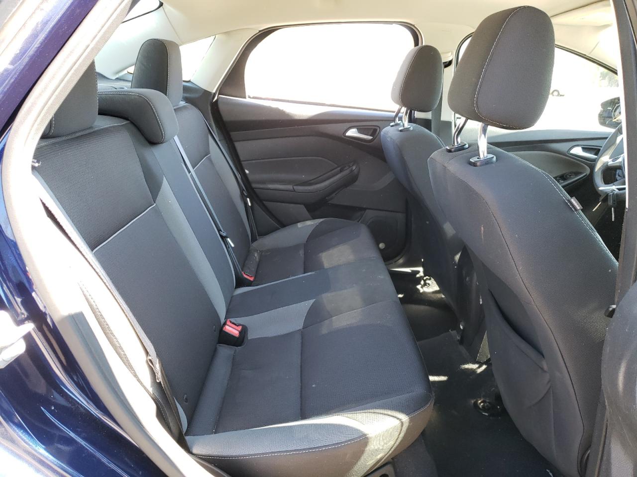 Photo 6 from auction – 2012 FORD FOCUS SE with VIN 1FAHP3F28CL126799