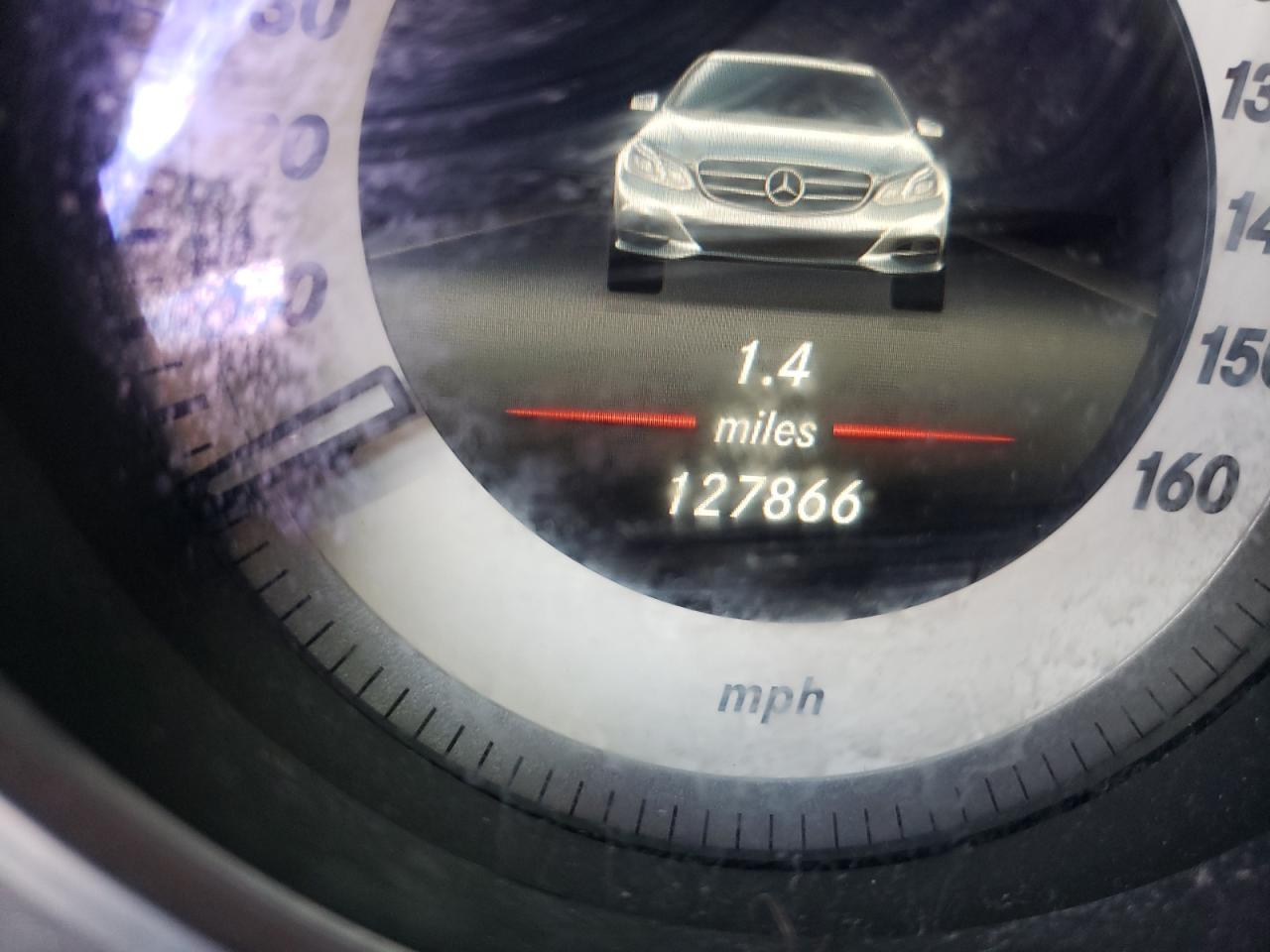 Photo 8 from auction – 2014 MERCEDES-BENZ E 350 with VIN WDDHF5KB4EA872024