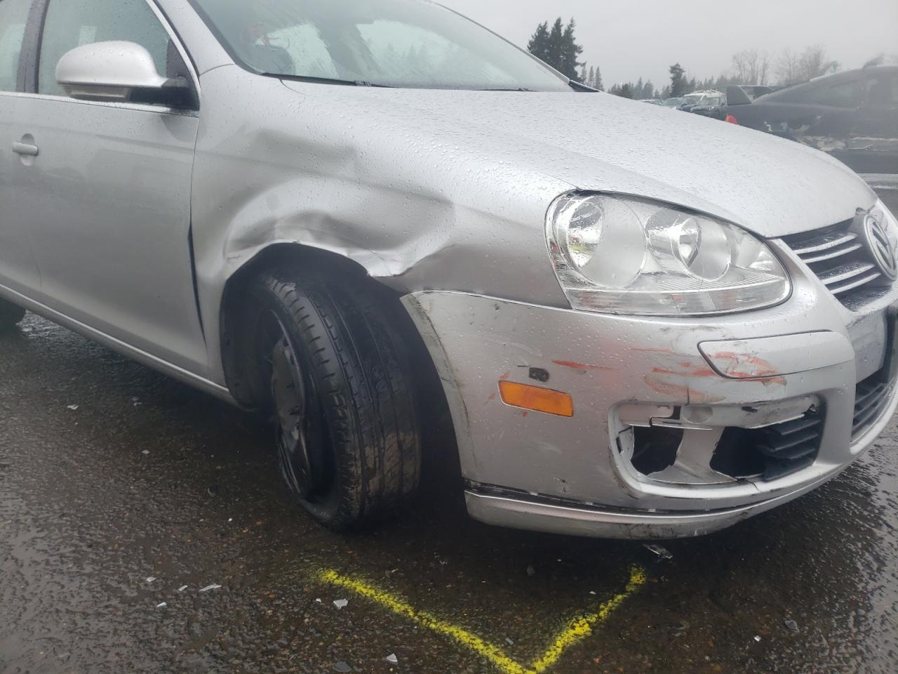 Photo 9 from auction – 2005 VOLKSWAGEN NEW JETTA with VIN 3VWRF71K05M620752