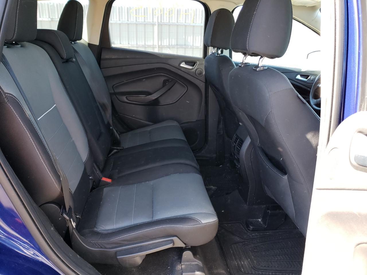 Photo 6 from auction – 2015 FORD ESCAPE SE with VIN 1FMCU9G99FUB50793