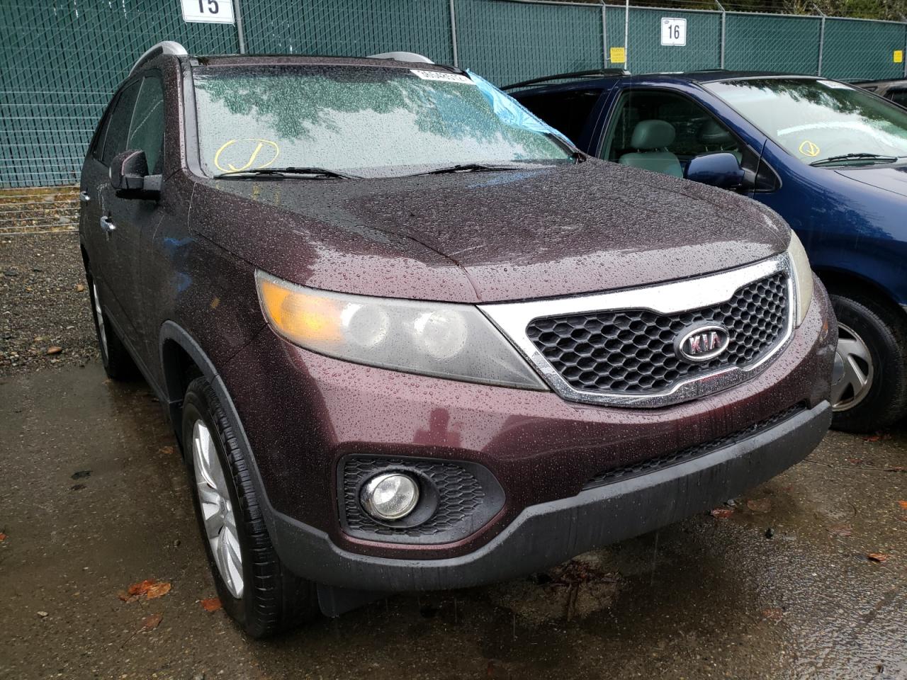 Photo 1 from auction – 2011 KIA SORENTO EX with VIN 5XYKU4A20BG075430