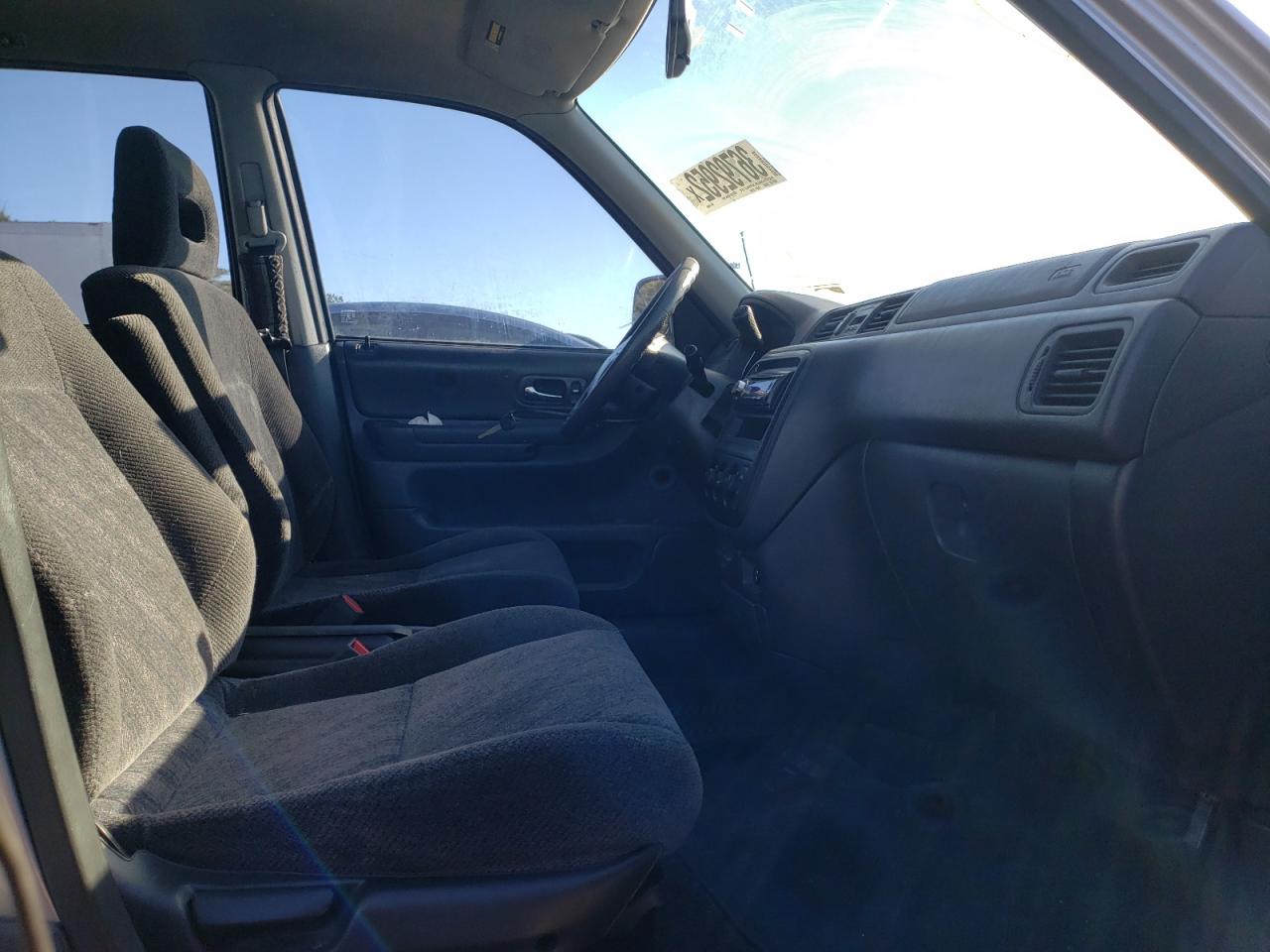 Photo 5 from auction – 1999 HONDA CR-V EX with VIN JHLRD1864XC019950
