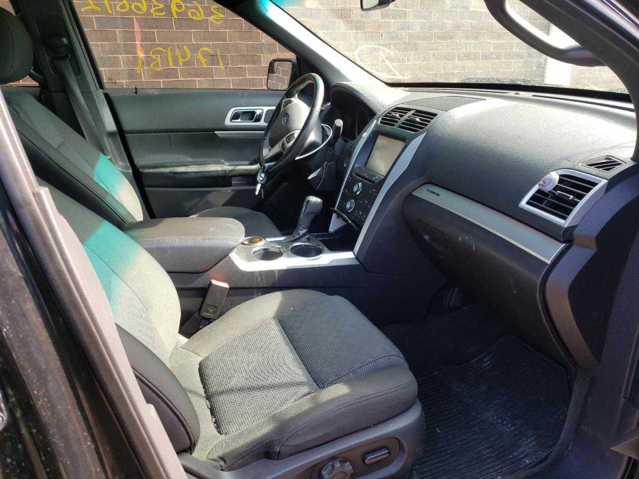 Photo 5 from auction – 2013 FORD EXPLORER X with VIN 1FM5K7D9XDGB92215