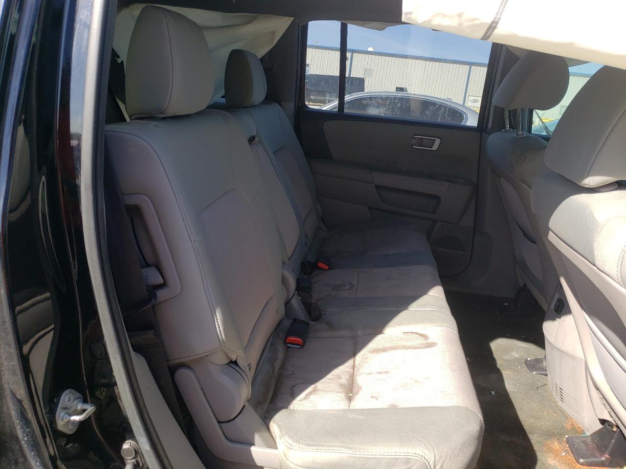 Photo 6 from auction – 2014 HONDA PILOT EX with VIN 5FNYF3H4XEB019237