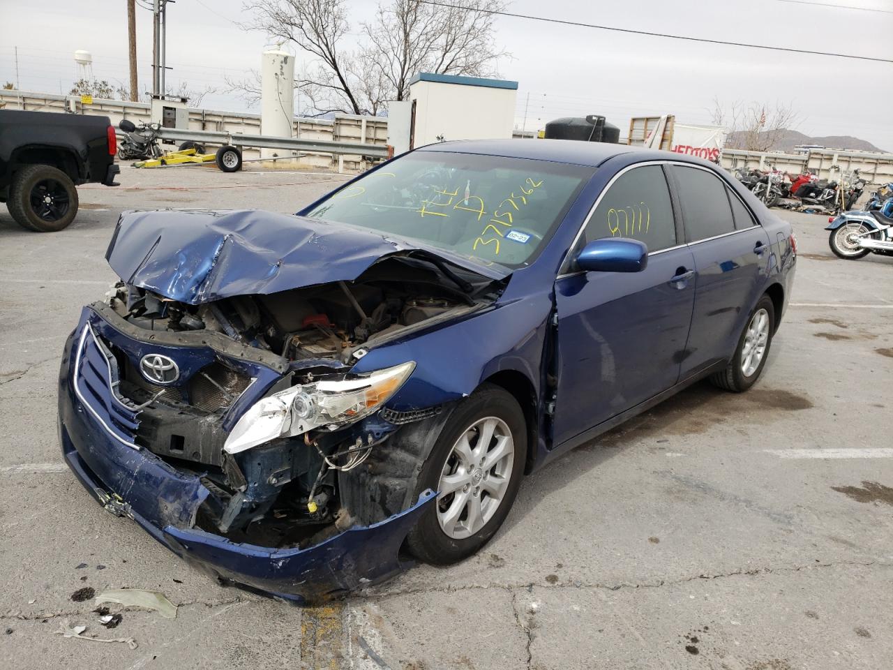 Photo 2 from auction – 2011 TOYOTA CAMRY BASE with VIN 4T1BF3EK1BU647937
