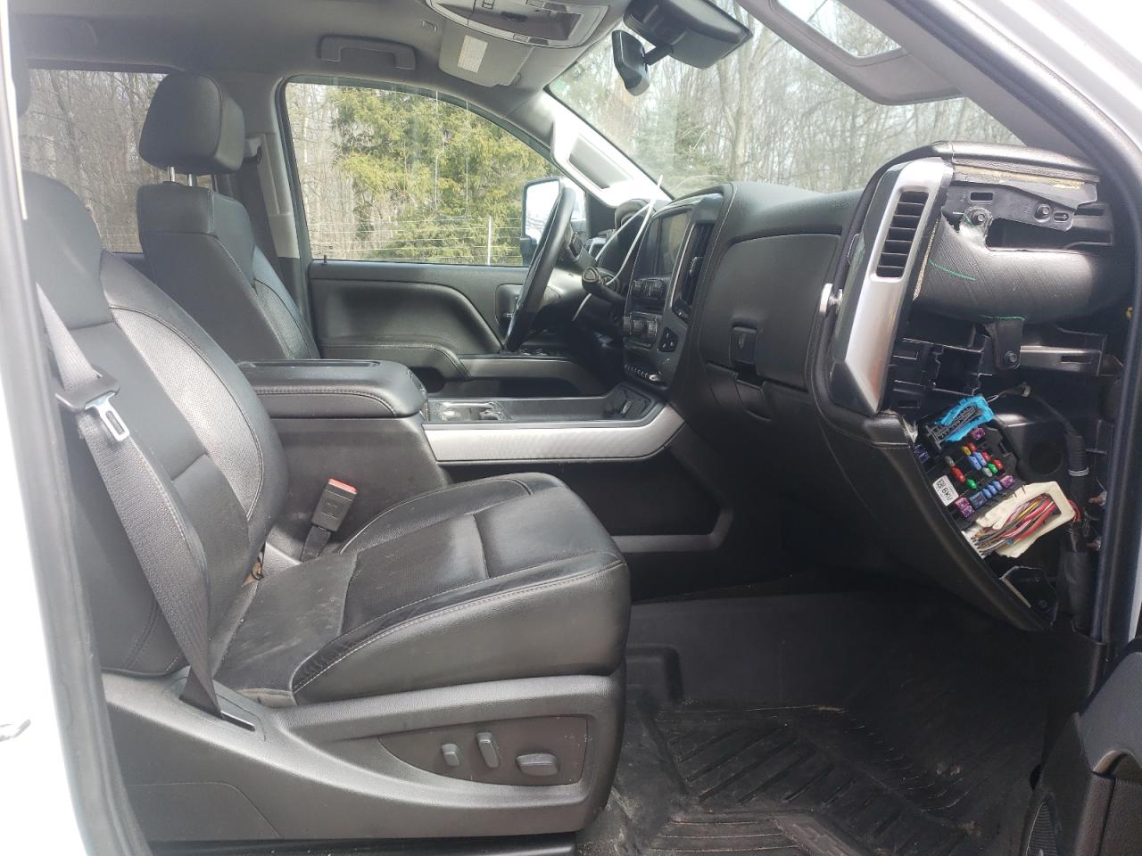 Photo 5 from auction – 2017 CHEVROLET SILVERADO with VIN 1GC1KWEY7HF181221