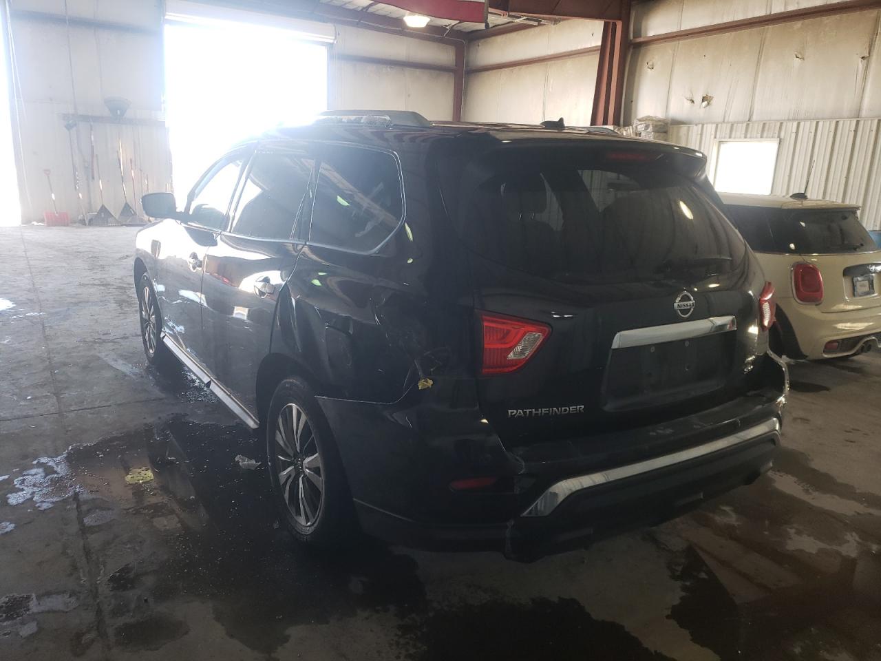 Photo 9 from auction – 2018 NISSAN PATHFINDER with VIN 5N1DR2MMXJC654774