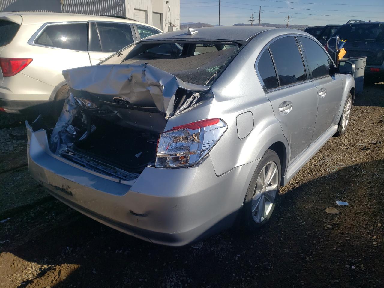 Photo 4 from auction – 2014 SUBARU LEGACY 2.5 with VIN 4S3BMBC69E3005258