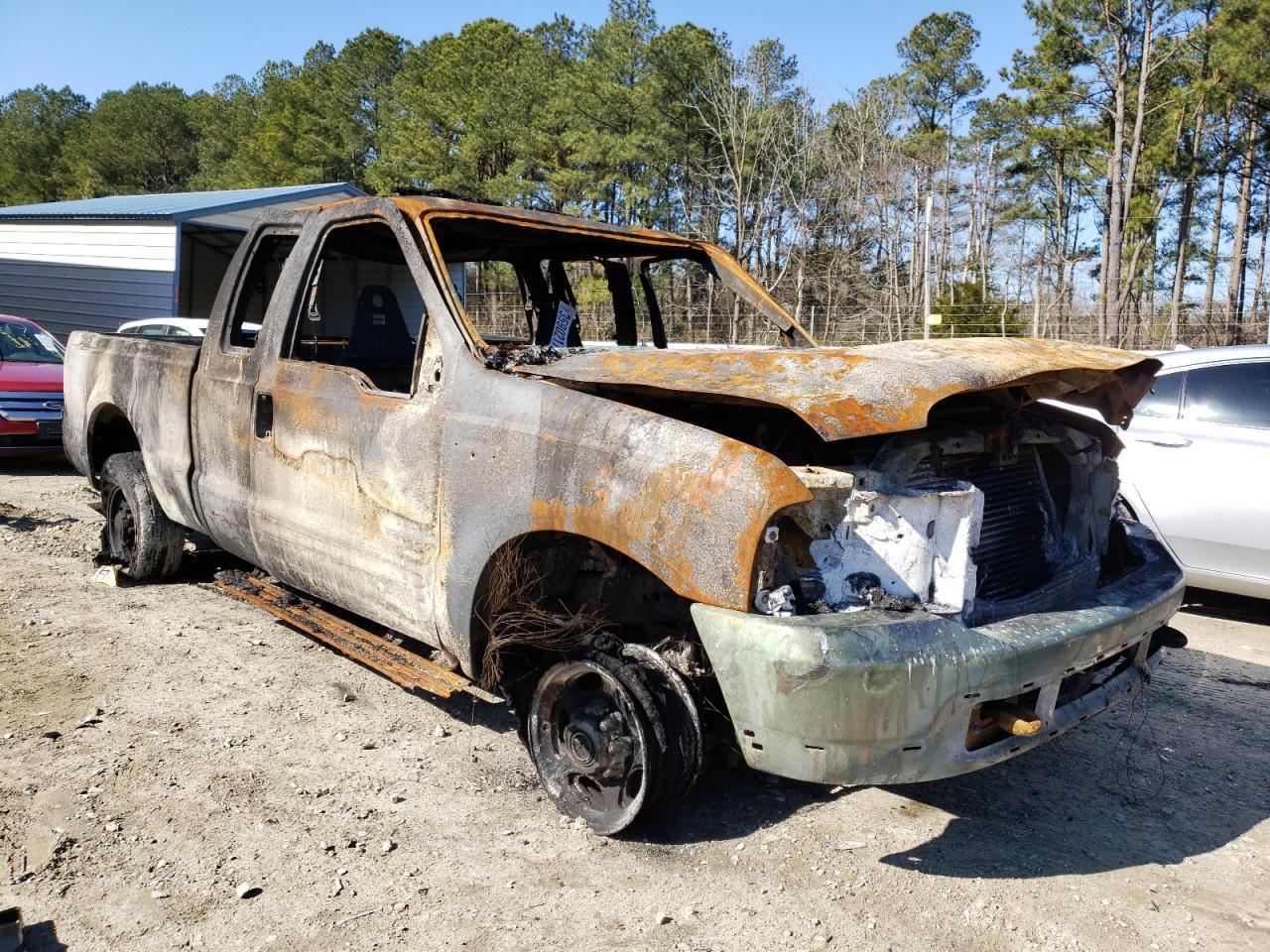 FORD F250 SUPER 2000 with VIN 1FTNX21F8YEC15804 - Photo from auction