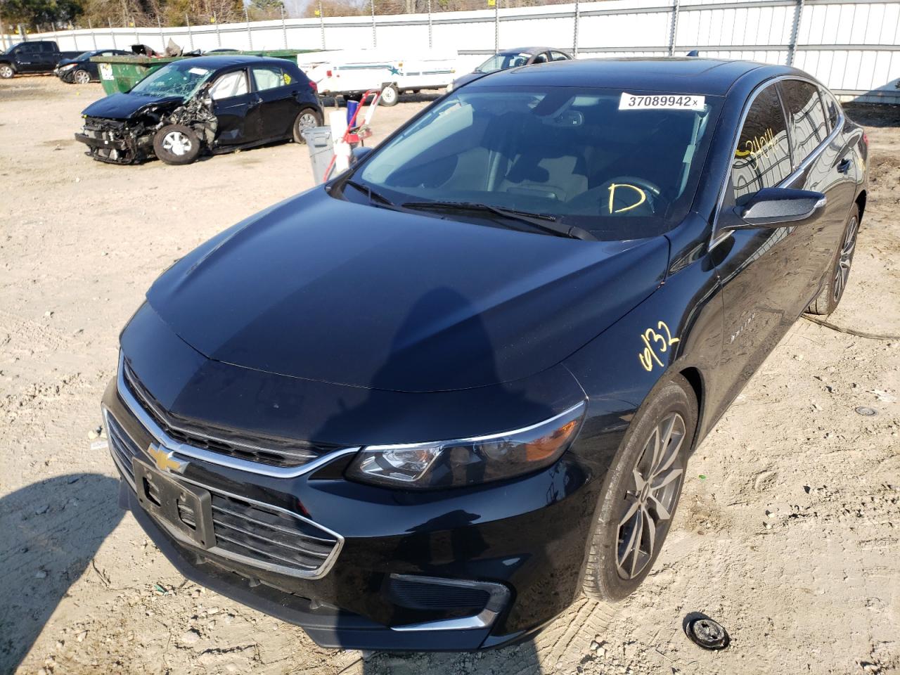 Photo 2 from auction – 2018 CHEVROLET MALIBU LT with VIN 1G1ZD5ST0JF267419