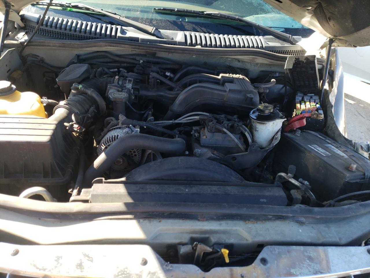 Photo 7 from auction – 2005 FORD EXPLORER X with VIN 1FMZU73E85UB86426