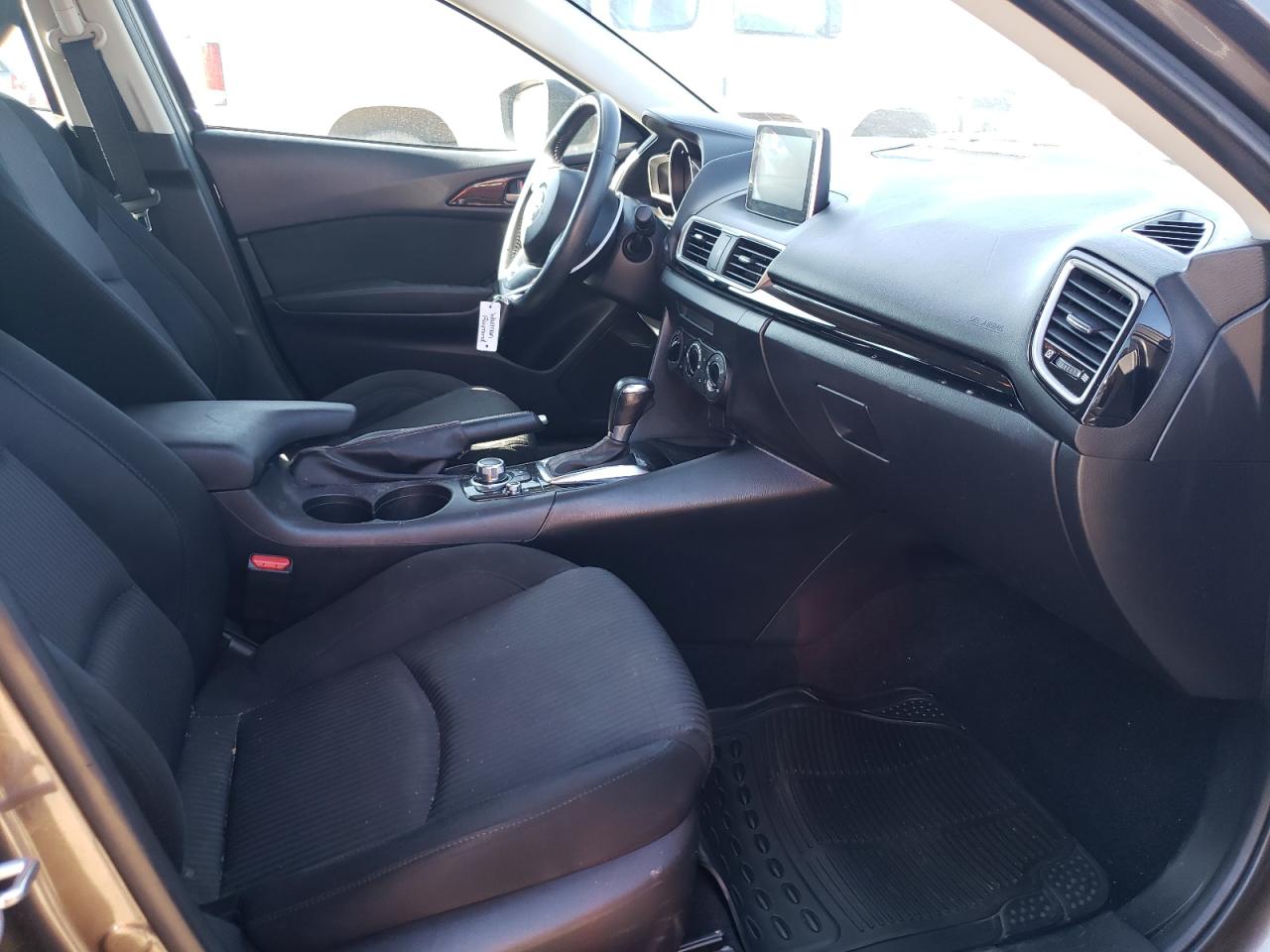 Photo 5 from auction – 2015 MAZDA 3 TOURING with VIN 3MZBM1L72FM161965
